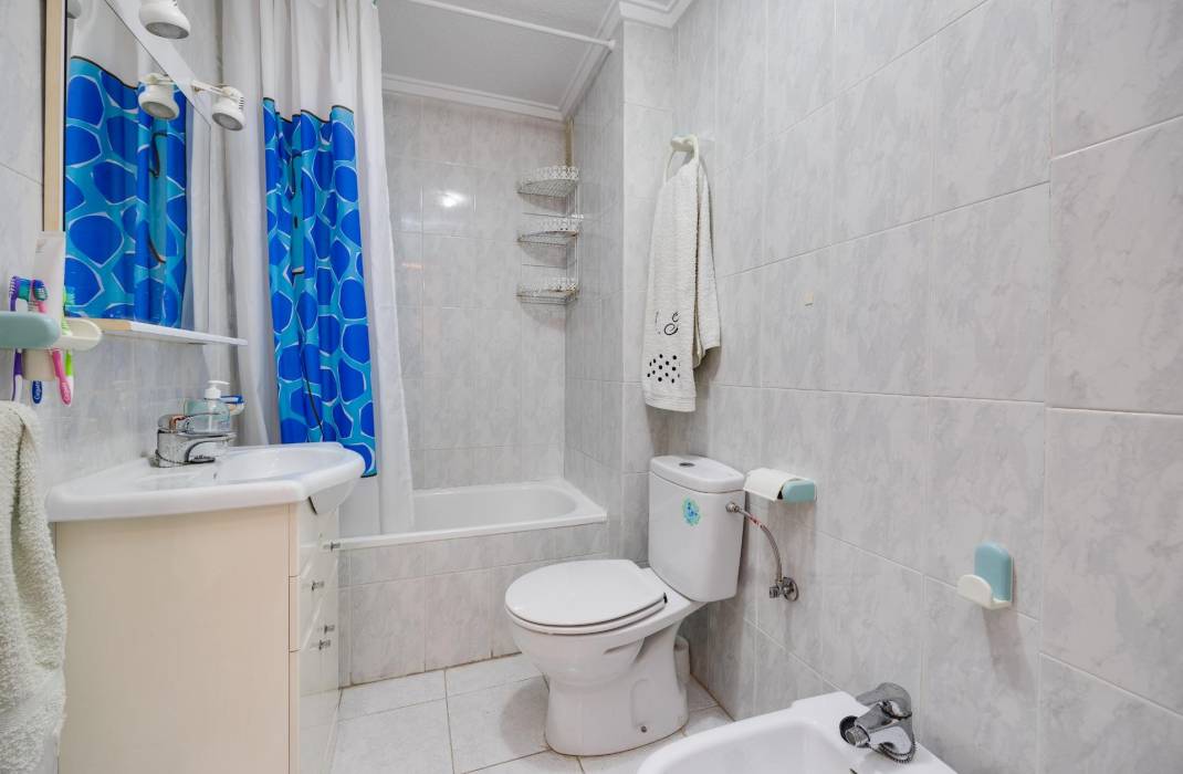 Revente - Appartement - Torrevieja - Centro