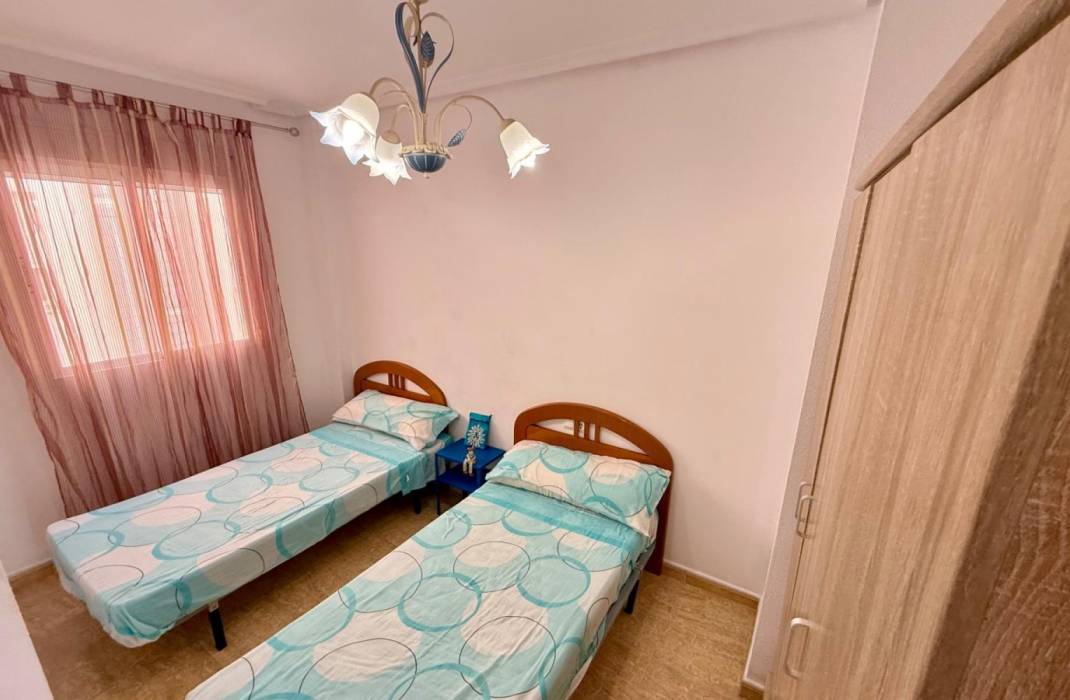 Revente - Appartement - Torrevieja - Gabriel Miro n 6
