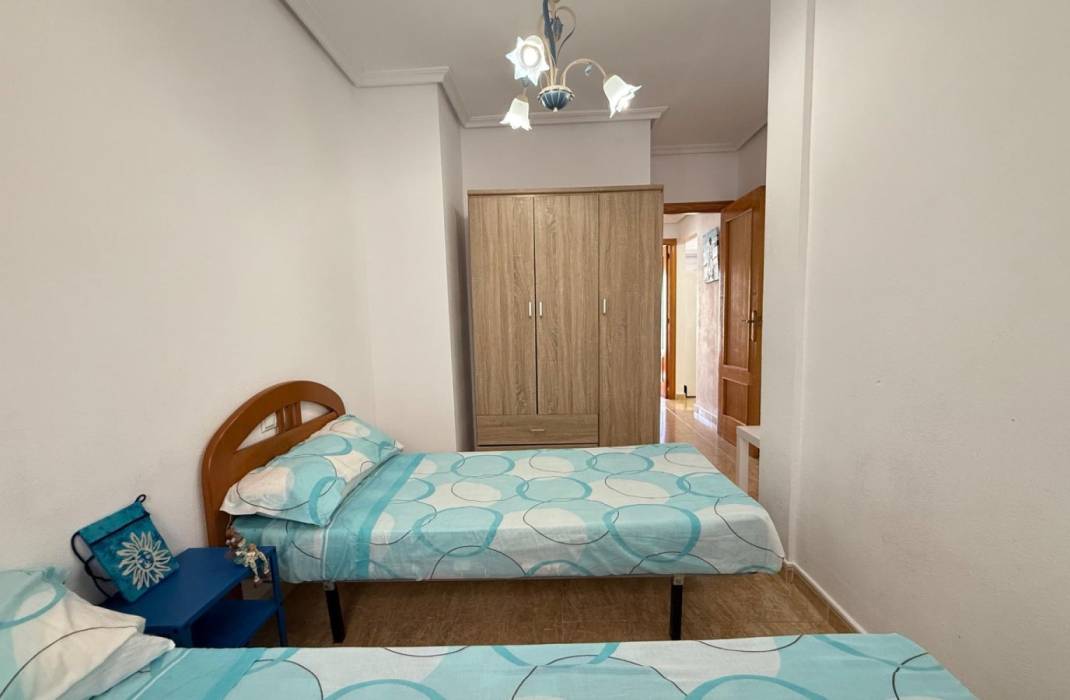 Revente - Appartement - Torrevieja - Gabriel Miro n 6