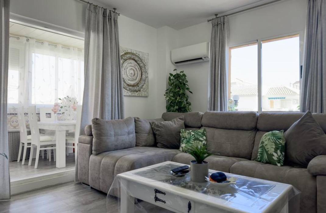 Revente - Appartement - Torrevieja - La Mata