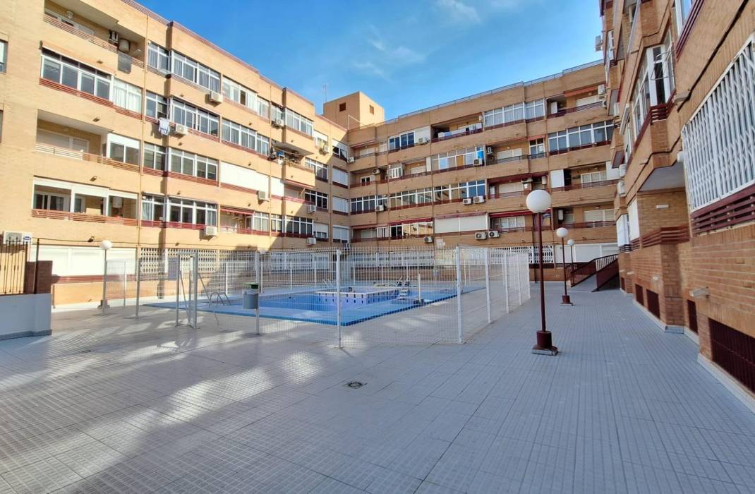 Revente - Appartement - Torrevieja - torrevieja