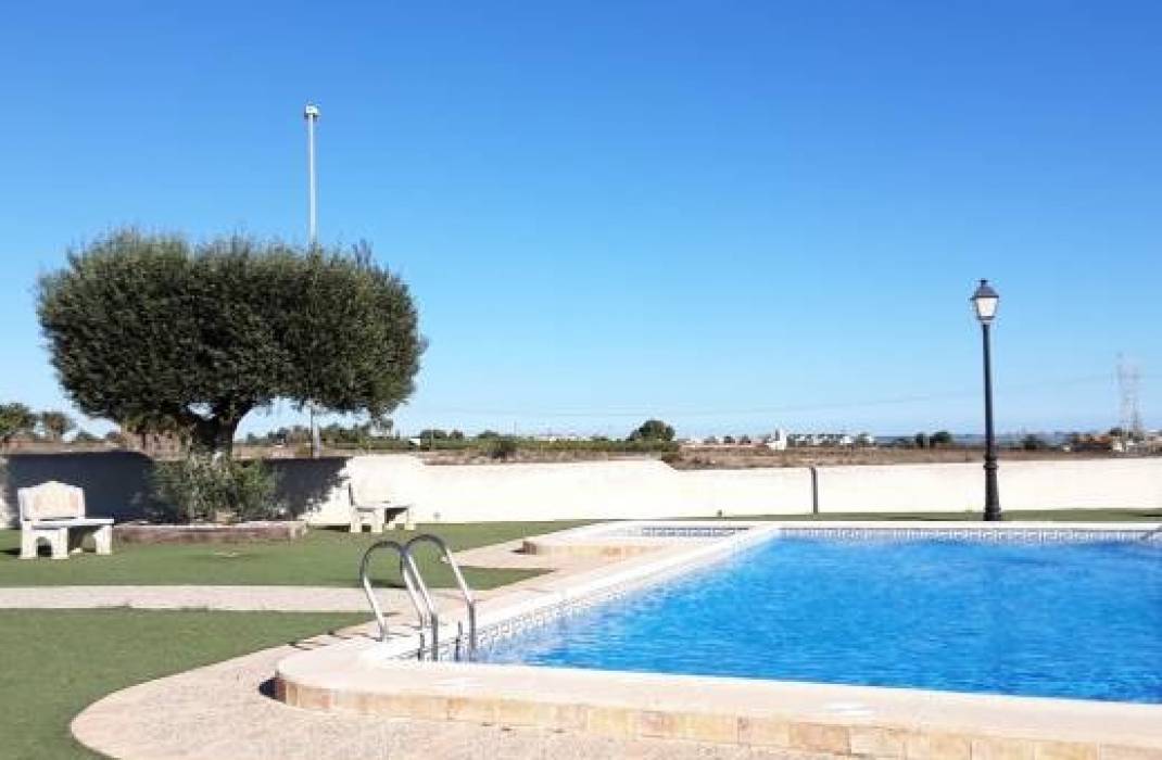 Revente - Bungalow - Los Montesinos - Urbanizacion montesol