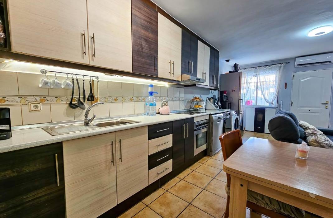 Revente - Bungalow - Torrevieja - Calas blanca