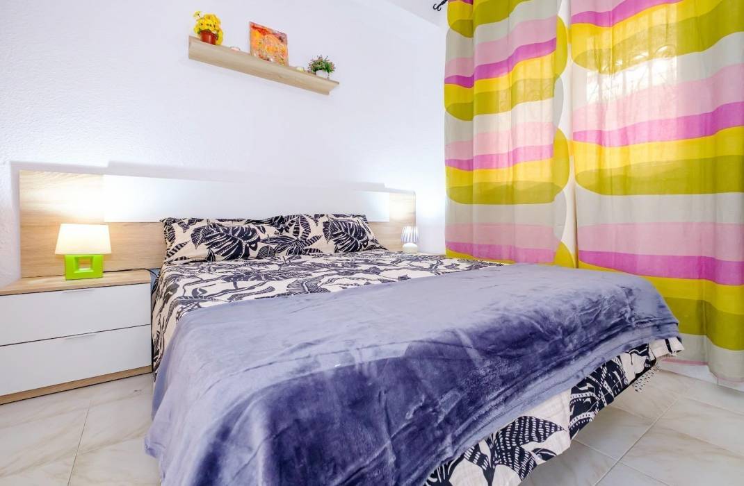 Revente - Bungalow - Torrevieja - Playa de los Naufragos