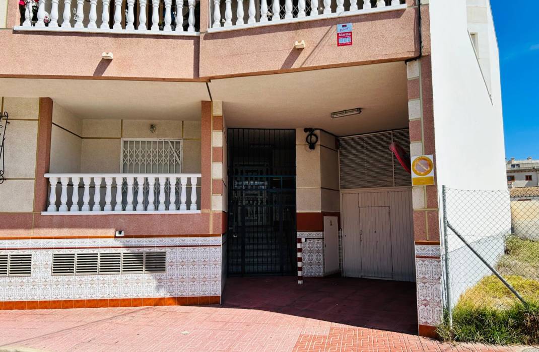 Revente - Chalet - Torrevieja - Playa de los Locos