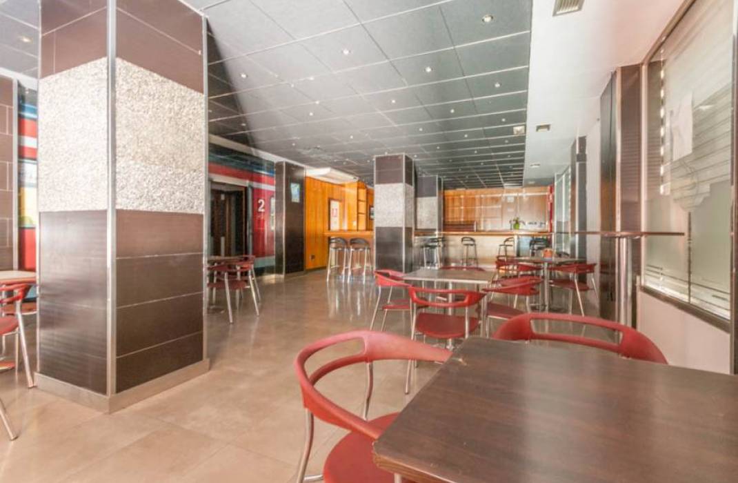 Revente - commercial - Almoradi