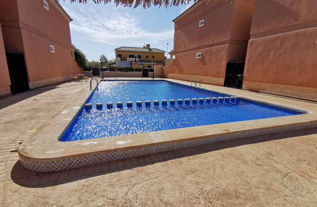 Revente - Maison / Villa individuelle - Almoradi
