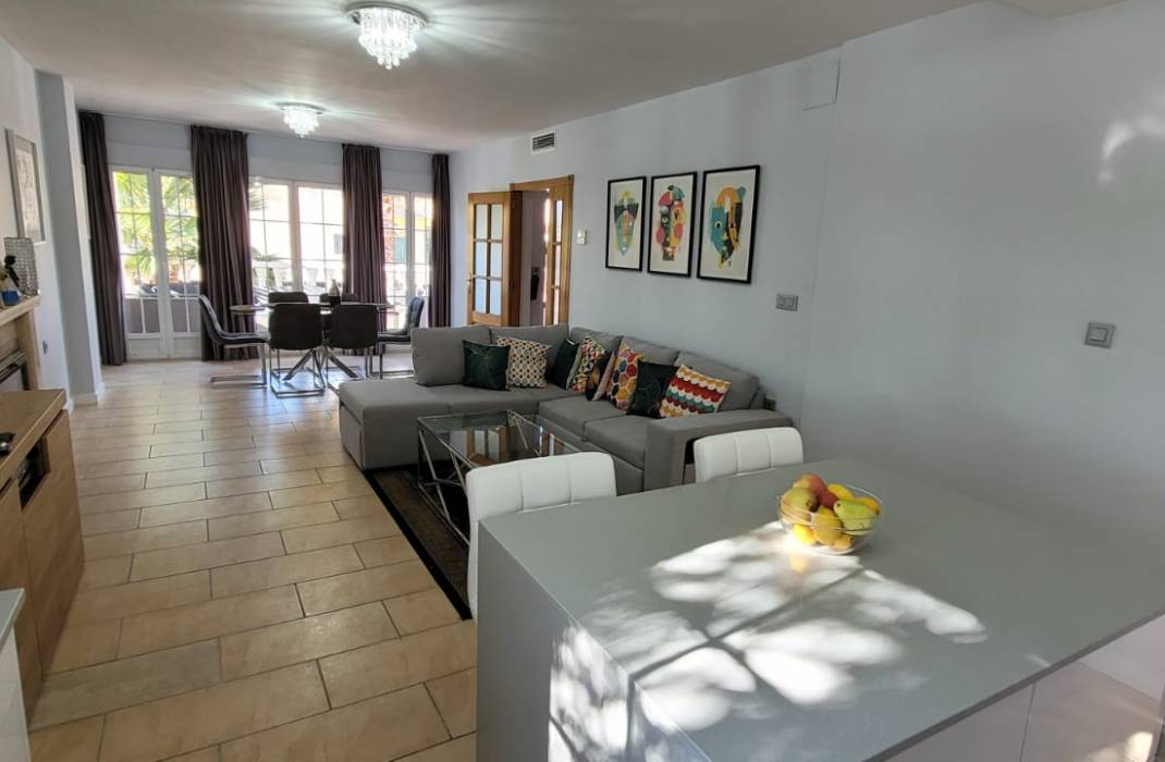 Revente - Maison / Villa individuelle - Almoradi