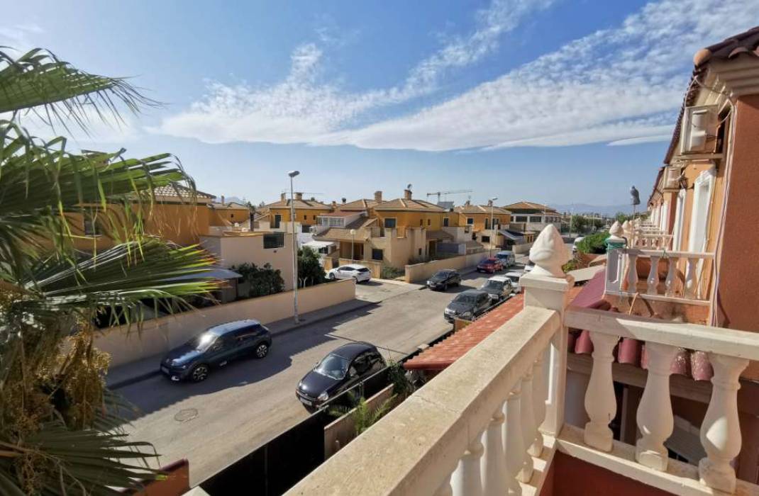 Revente - Maison / Villa individuelle - Almoradi