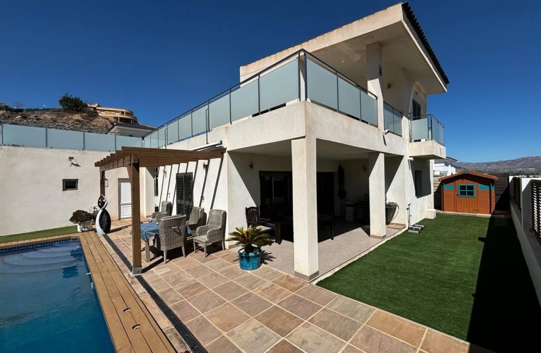 Revente - Maison / Villa individuelle - Cox
