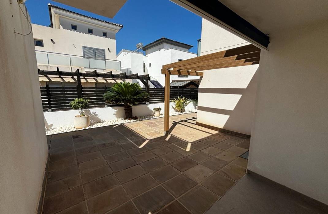 Revente - Maison / Villa individuelle - Cox