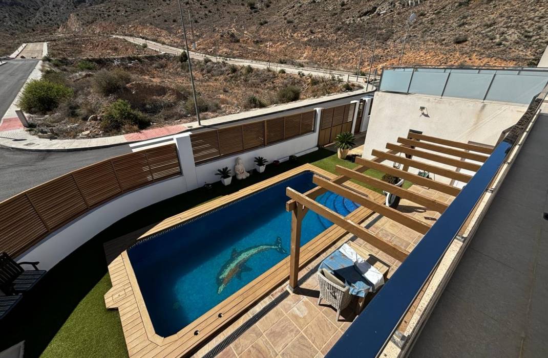 Revente - Maison / Villa individuelle - Cox