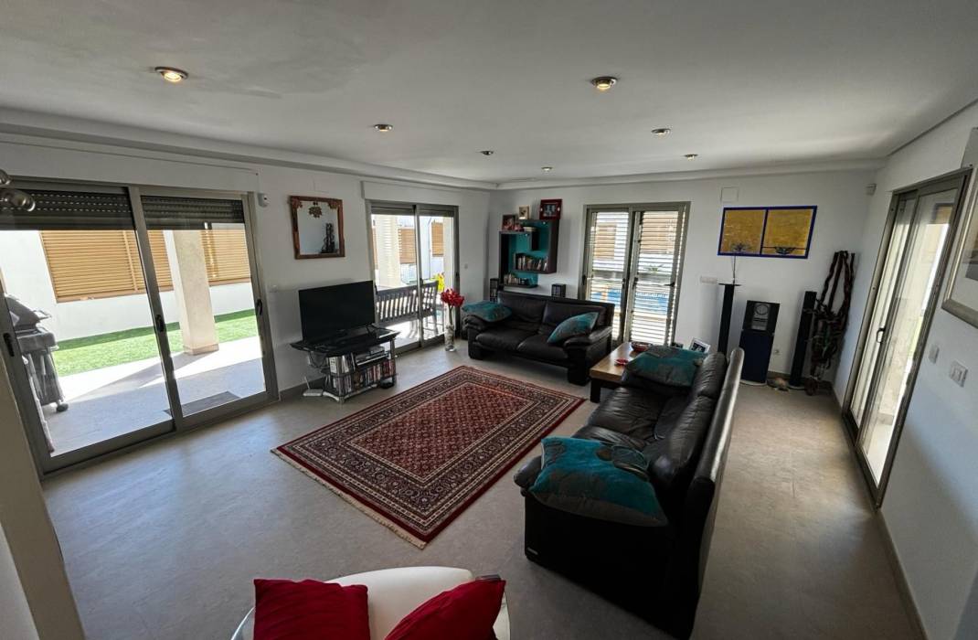 Revente - Maison / Villa individuelle - Cox
