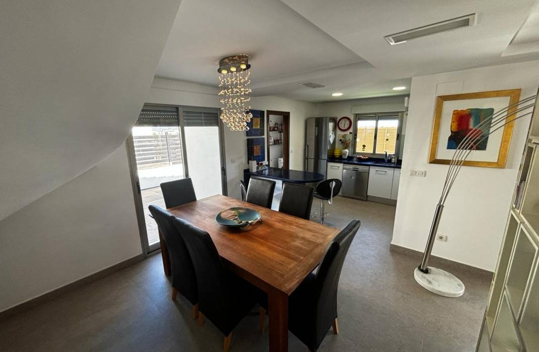 Revente - Maison / Villa individuelle - Cox