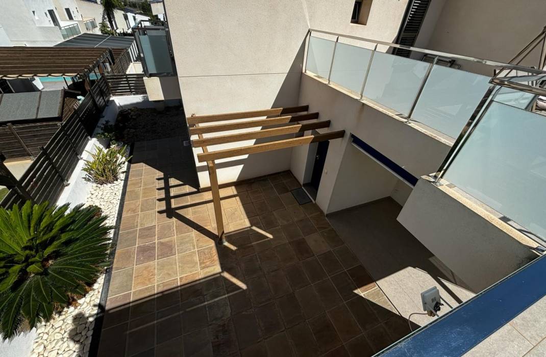 Revente - Maison / Villa individuelle - Cox