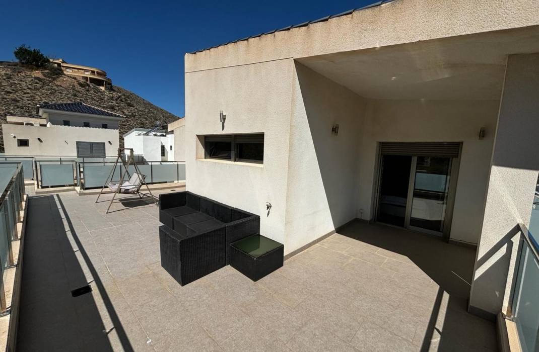 Revente - Maison / Villa individuelle - Cox
