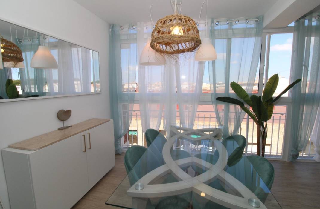 Revente - Penthouse - Lo Pagan - LA PUNTICA