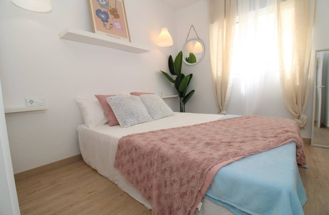 Revente - Penthouse - Lo Pagan - LA PUNTICA