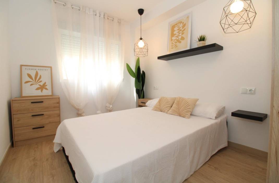 Revente - Penthouse - Lo Pagan - LA PUNTICA