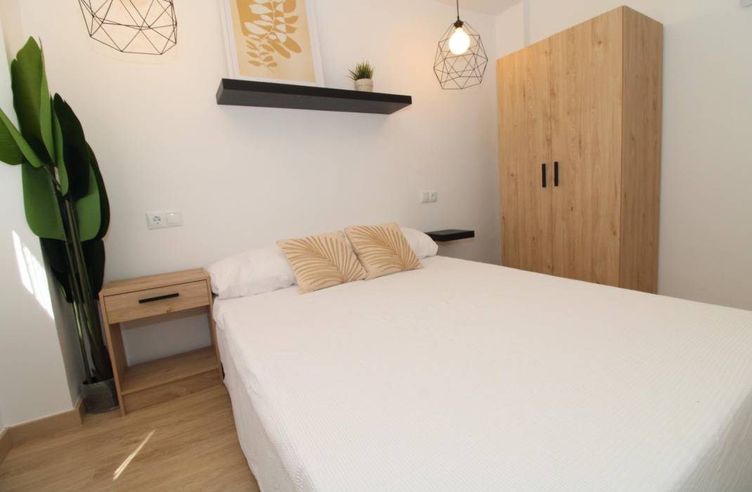 Revente - Penthouse - Lo Pagan - LA PUNTICA
