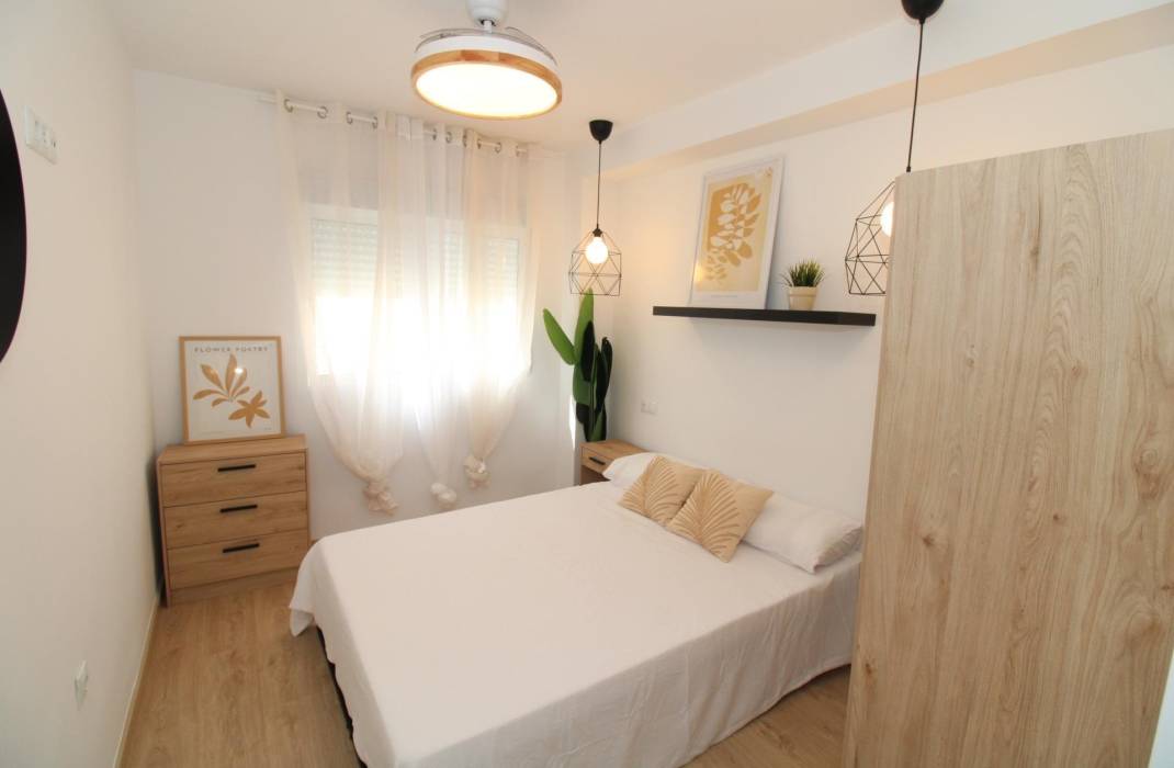 Revente - Penthouse - Lo Pagan - LA PUNTICA