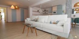 Revente - Penthouse - Lo Pagan - LA PUNTICA