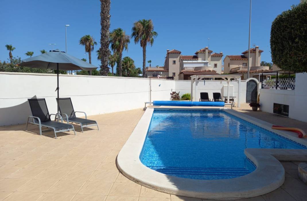 Revente - Semi Detached Villa - Guardamar del Segura - El Raso