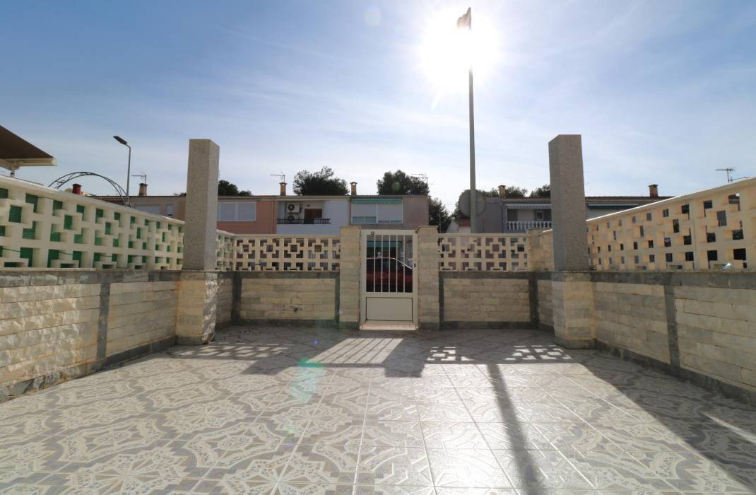 Revente - Terraced house - Torrevieja - Acequion