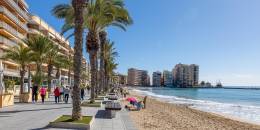 Revente - Terraced house - Torrevieja - Estacion de autobuses