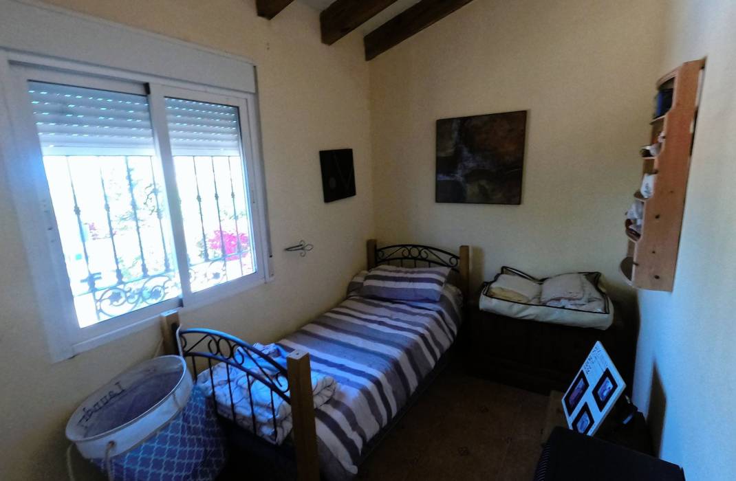 Revente - villa individuelle - Redovan