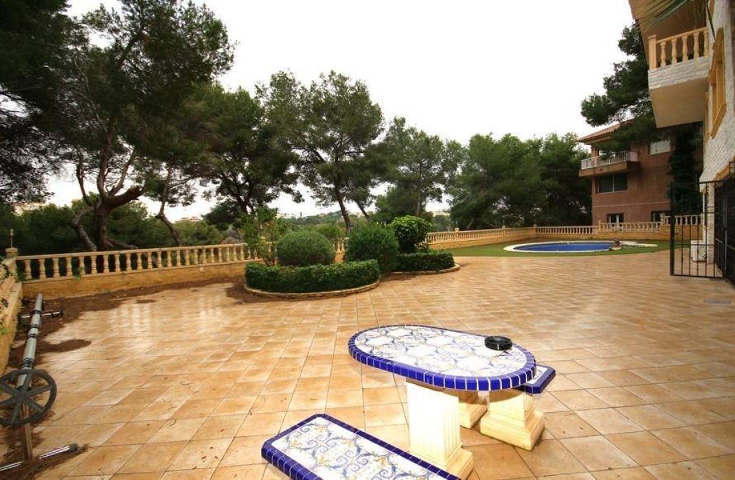 Revente - Villa - Orihuela Costa - Altos de Campoamor