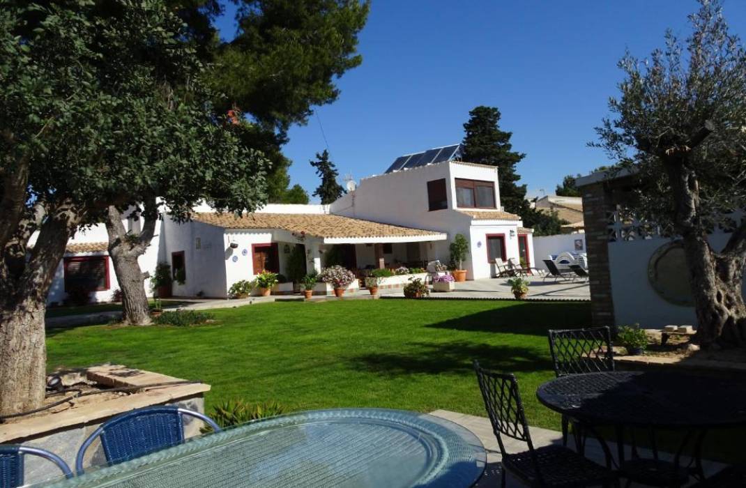 Revente - Villa - Orihuela Costa - Lomas de Cabo Roig