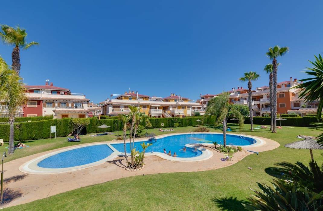 Revente - Villa - Orihuela Costa - Punta Prima