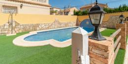 Revente - Villa - Orihuela Costa