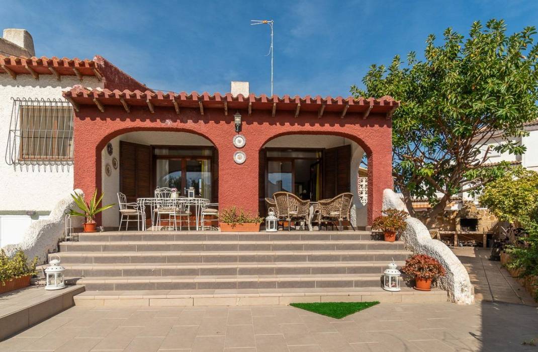 Revente - Villa - Orihuela Costa