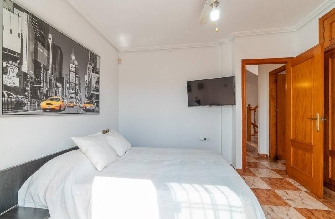Revente - Villa - Orihuela Costa