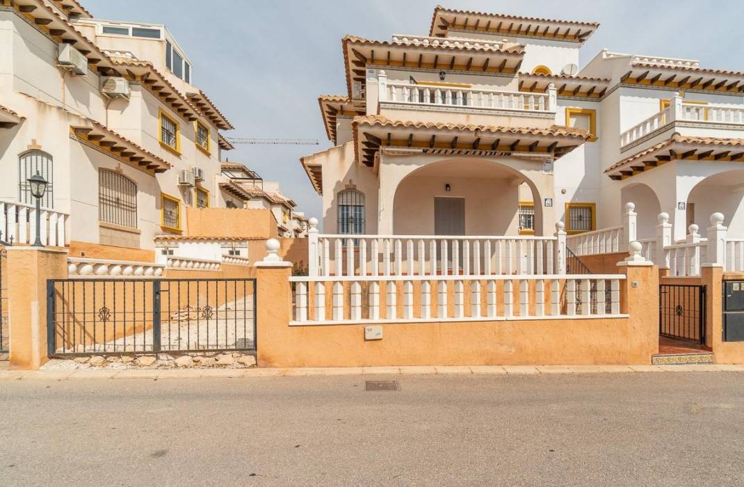 Revente - Villa - Orihuela Costa
