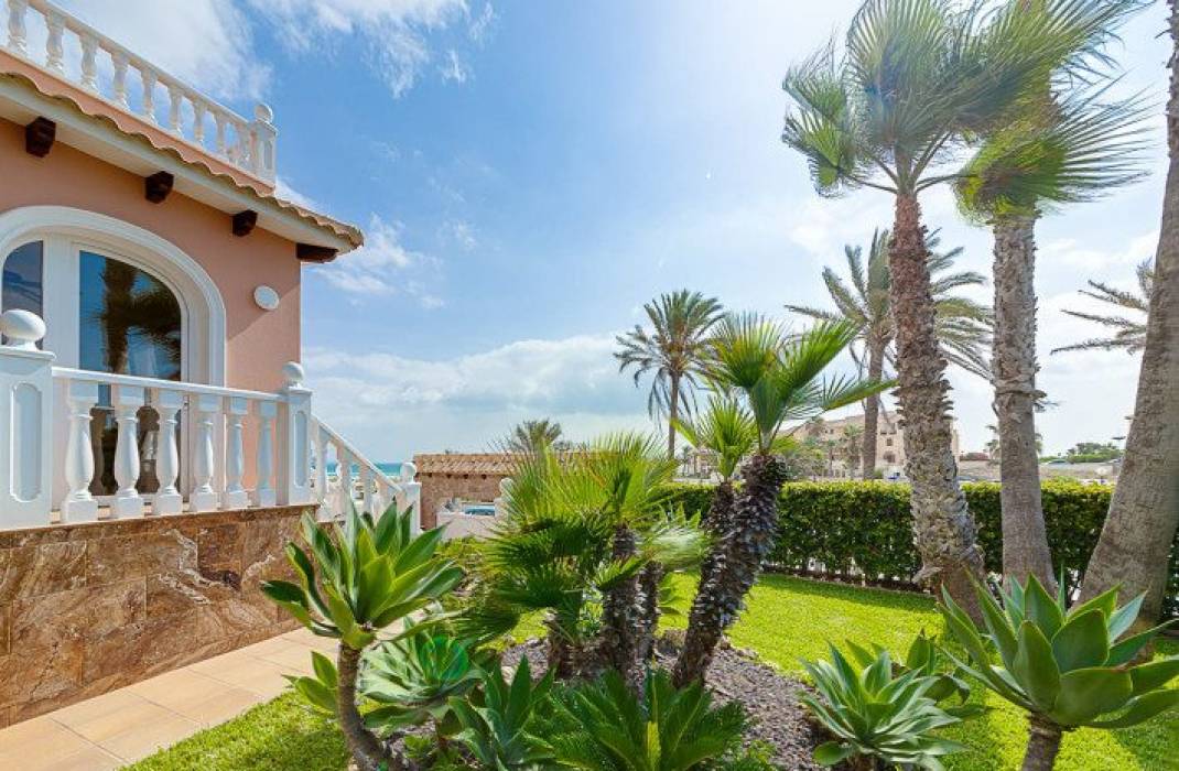 Revente - Villa - Orihuela Costa