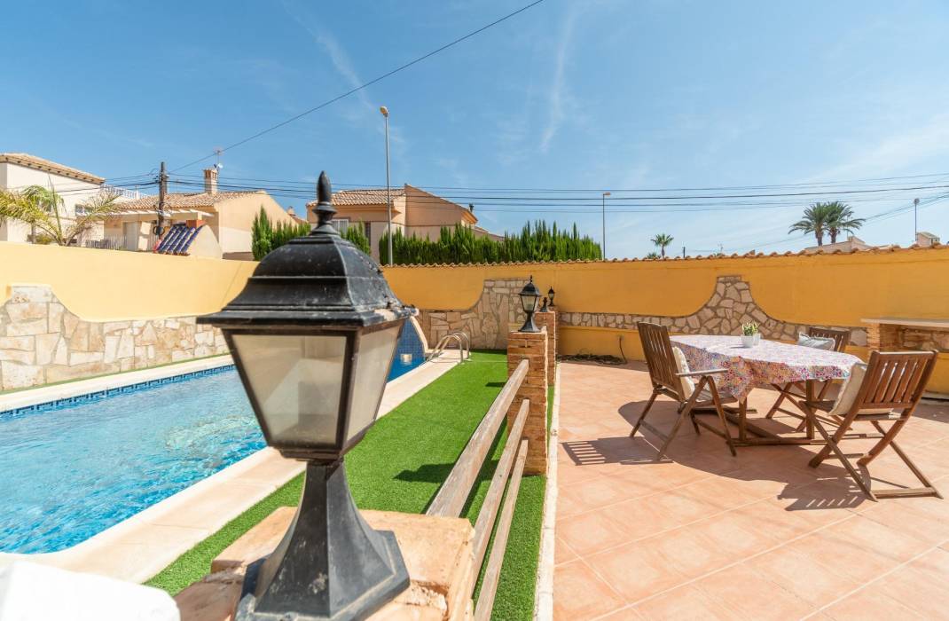 Revente - Villa - Orihuela Costa