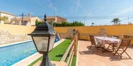 Revente - Villa - Orihuela Costa