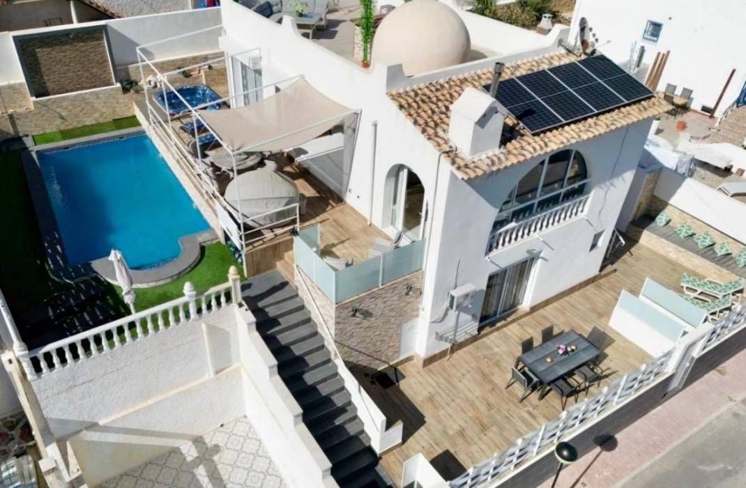 Revente - Villa - Orihuela Costa