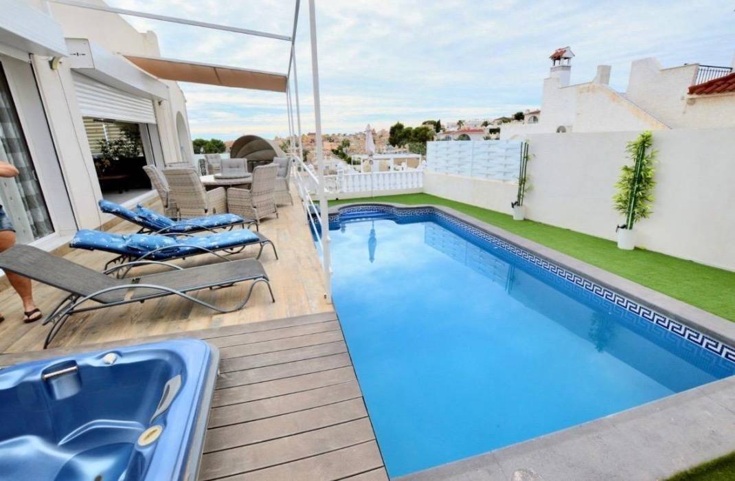Revente - Villa - Orihuela Costa