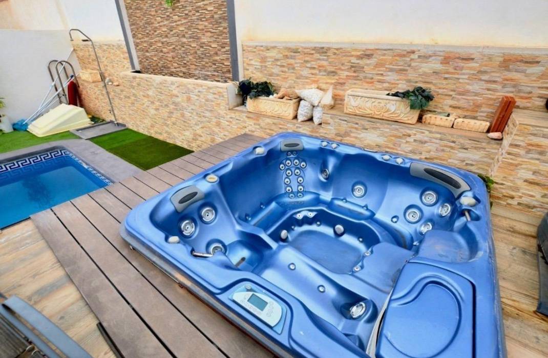 Revente - Villa - Orihuela Costa