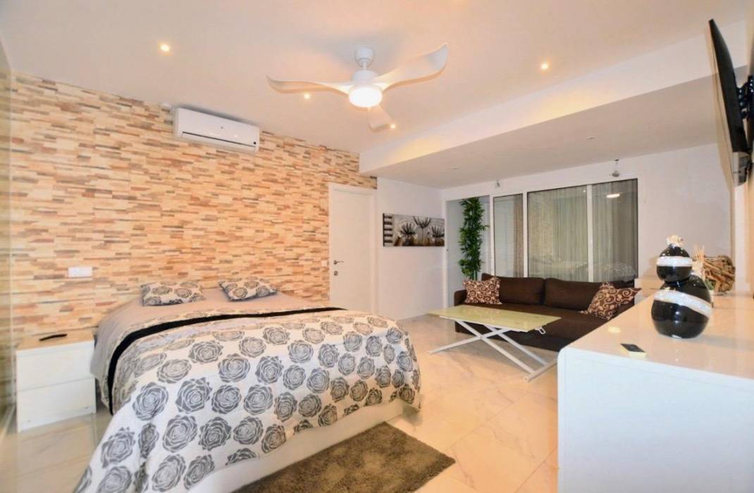 Revente - Villa - Orihuela Costa