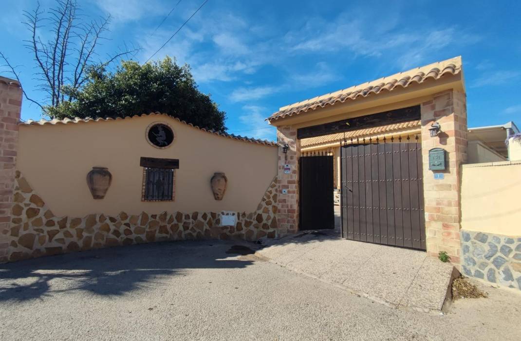 Revente - Villa - Orihuela Costa