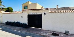 Revente - Villa - Torrevieja - La Siesta - El Salado -  Torreta