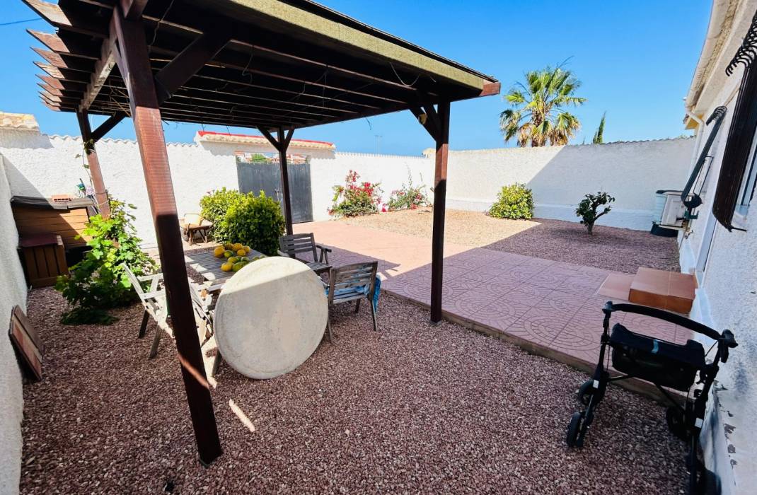 Revente - Villa - Torrevieja - La Siesta - El Salado -  Torreta