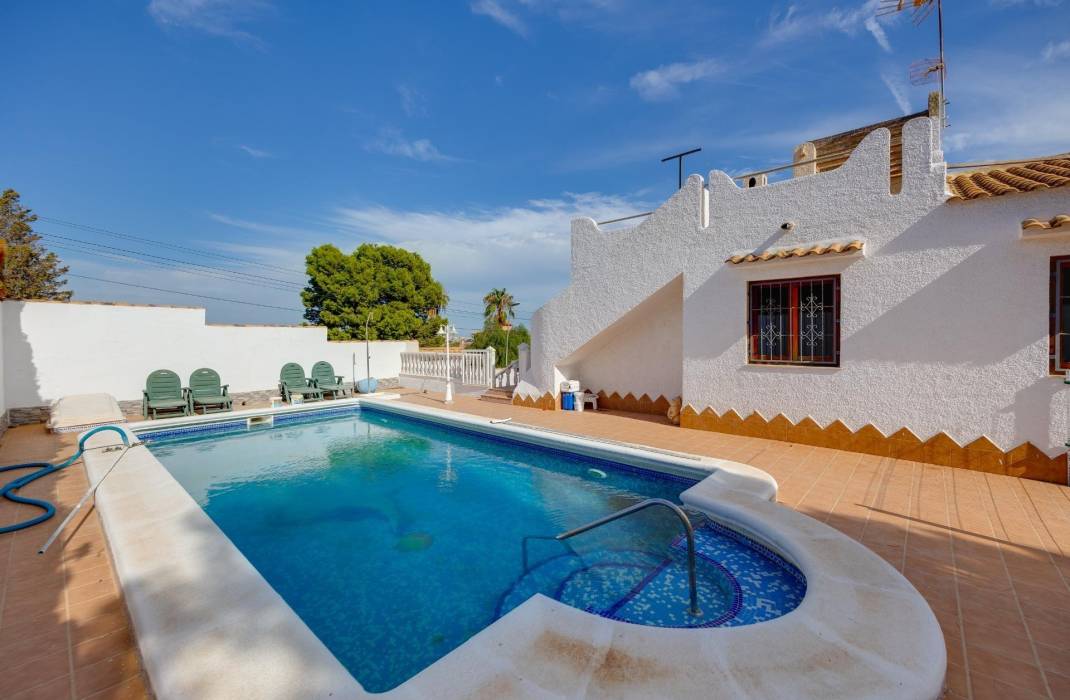 Revente - Villa - Torrevieja - La Siesta - El Salado - Torreta