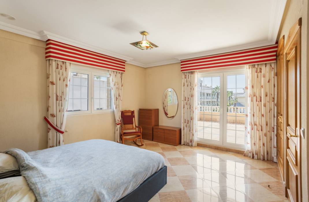 Revente - Villa - Torrevieja - La Veleta