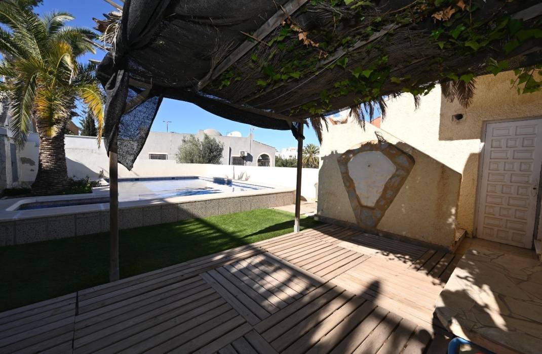 Revente - Villa - Torrevieja - Los altos
